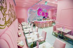 hello-kitty-grand-cafe-irvine-spectrum-bow-room-pink-interior-decor-1_1